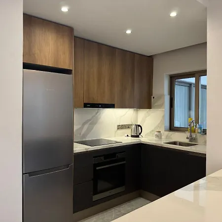 Bella's Place - Stylish 2bd With Large Veranda